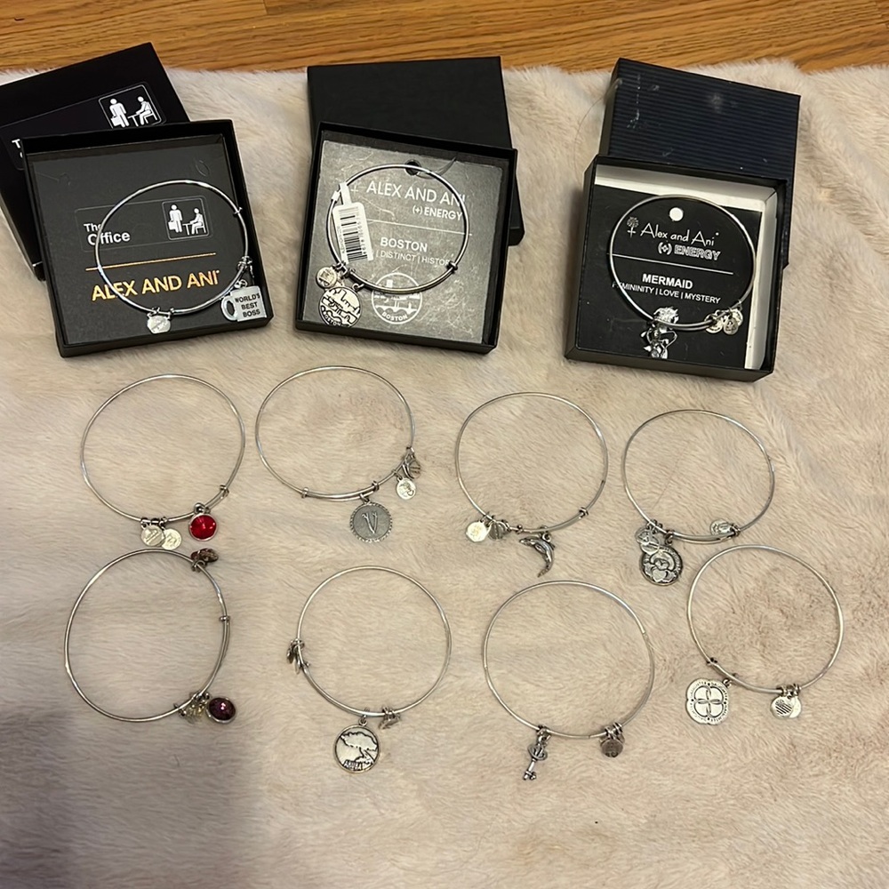 Alex and Ani brackets